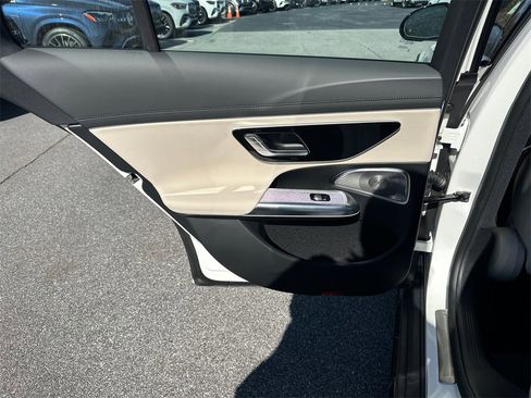 New 2026 Mercedes-Benz E 450 4MATIC All-Terrain Wagon image 24