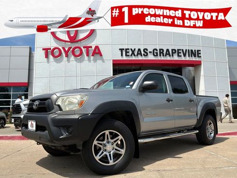 Used 2014 Toyota Tacoma PreRunner w/ Convenience Package RWD image 1
