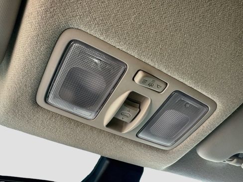 Used 2026 Hyundai Venue SEL FWD image 19