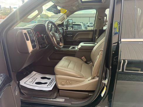 Used 2016 GMC Sierra 3500 Denali w/ Duramax Plus Package image 21