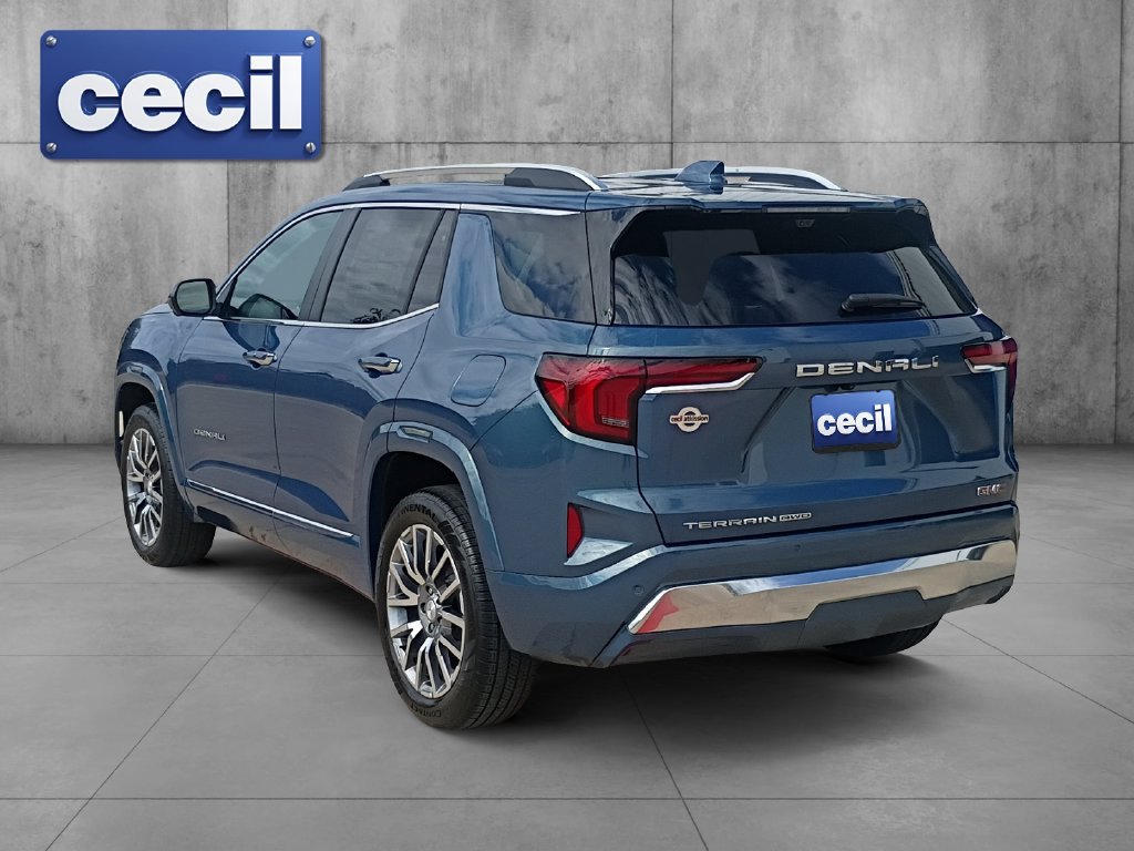 New 2027 GMC Terrain Denali AWD/4WD image 3