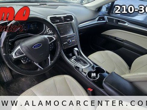 Used 2016 Ford Fusion Titanium FWD image 33