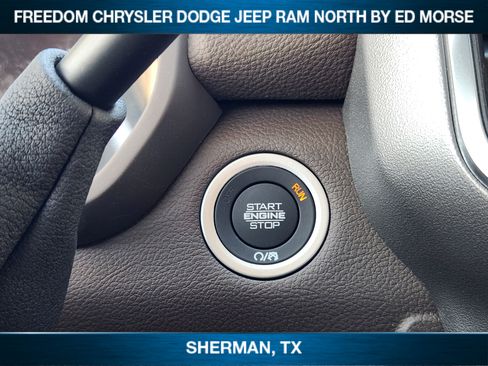 New 2026 RAM 2500 Laramie AWD/4WD image 17