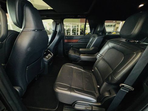Used 2024 Lincoln Navigator Reserve AWD/4WD image 35