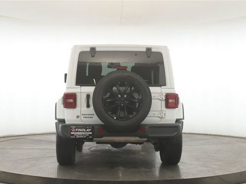 Used 2025 Jeep Wrangler Unlimited Sahara w/ Safety Group image 11