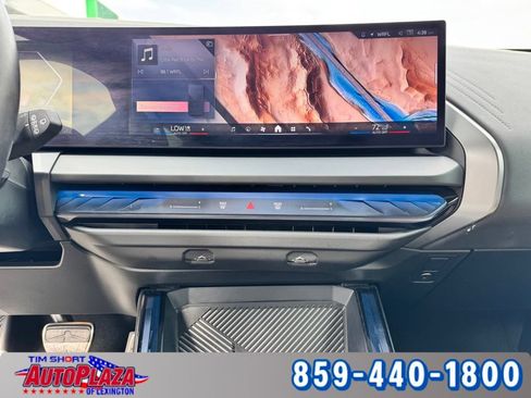 Used 2025 BMW X3 xDrive30i AWD/4WD image 5
