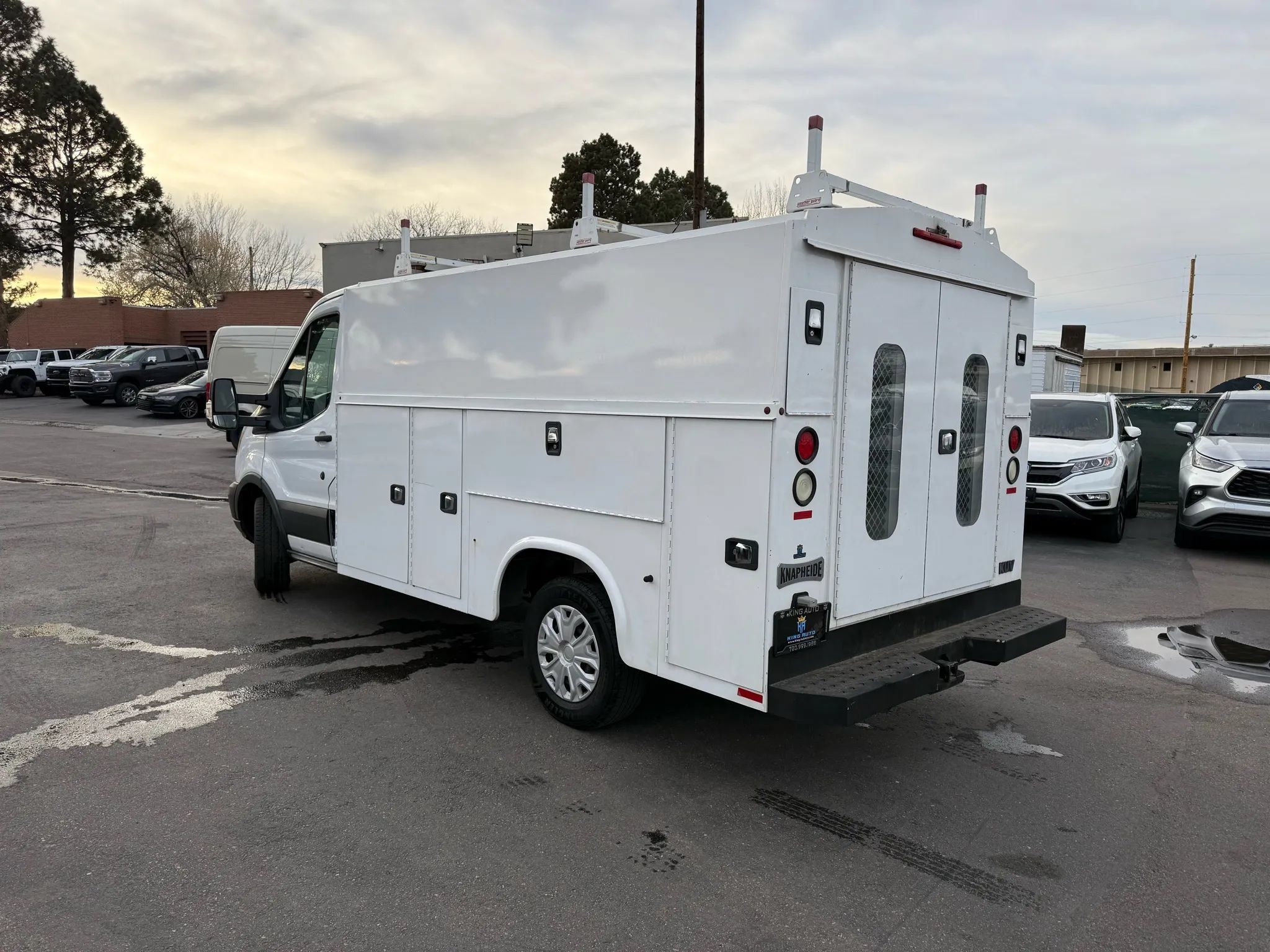 Used 2017 Ford Transit 350 138 w/ Interior Upgrade Package RWD image 5