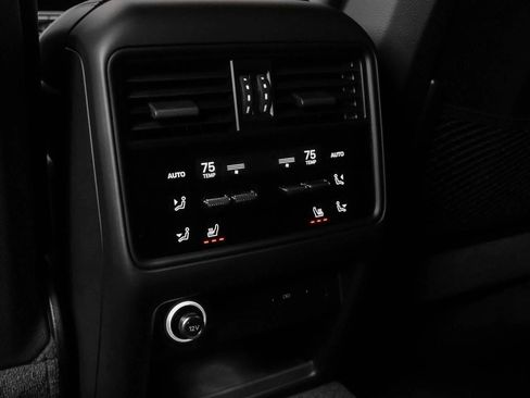 New 2025 Porsche Cayenne S image 93