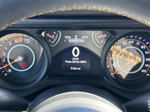 Used 2024 Jeep Wrangler Sport S image 24