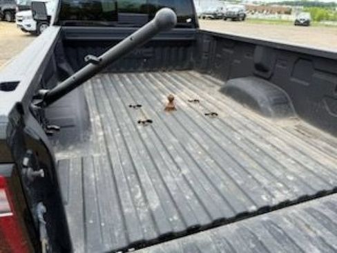 Used 2025 GMC Sierra 3500 Denali AWD/4WD image 31