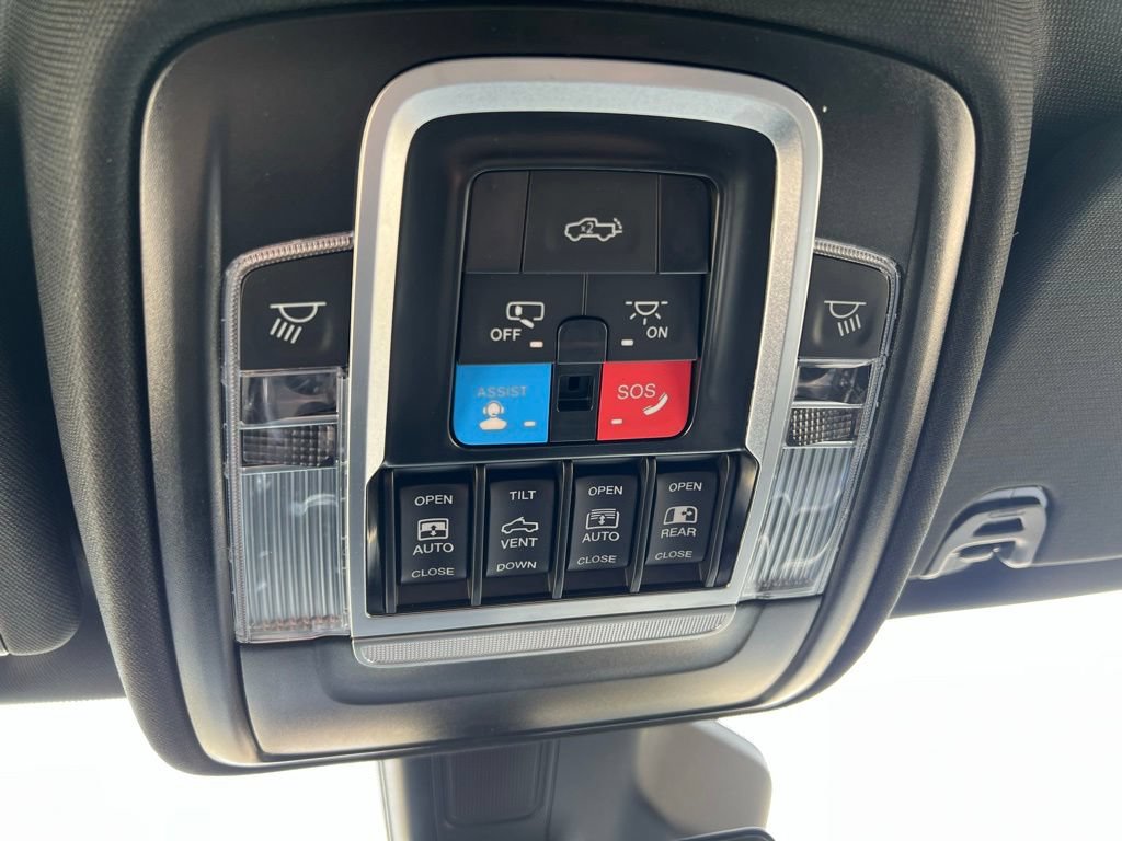 Used 2025 RAM 1500 Limited w/ Trailer Tow Group AWD/4WD image 59