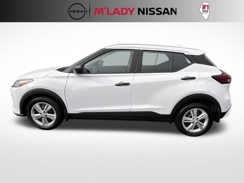 Certified 2025 Nissan Kicks Play S image 5