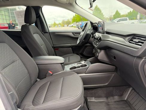 Used 2025 Ford Escape Active FWD image 11