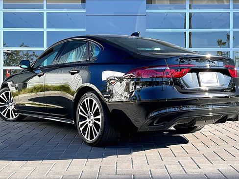 Used 2024 Jaguar XF R-Dynamic SE image 11