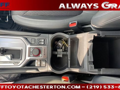 Used 2023 Subaru Forester Premium image 19