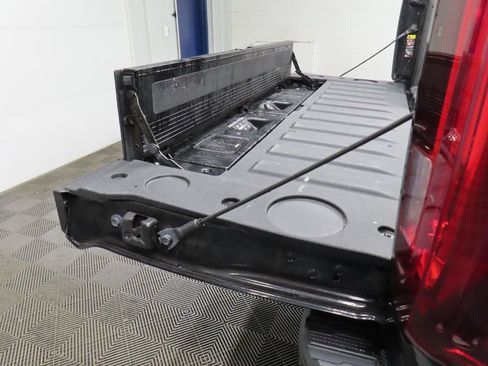 Used 2023 GMC Sierra 2500 Denali w/ Denali Black Diamond Edition AWD/4WD image 53