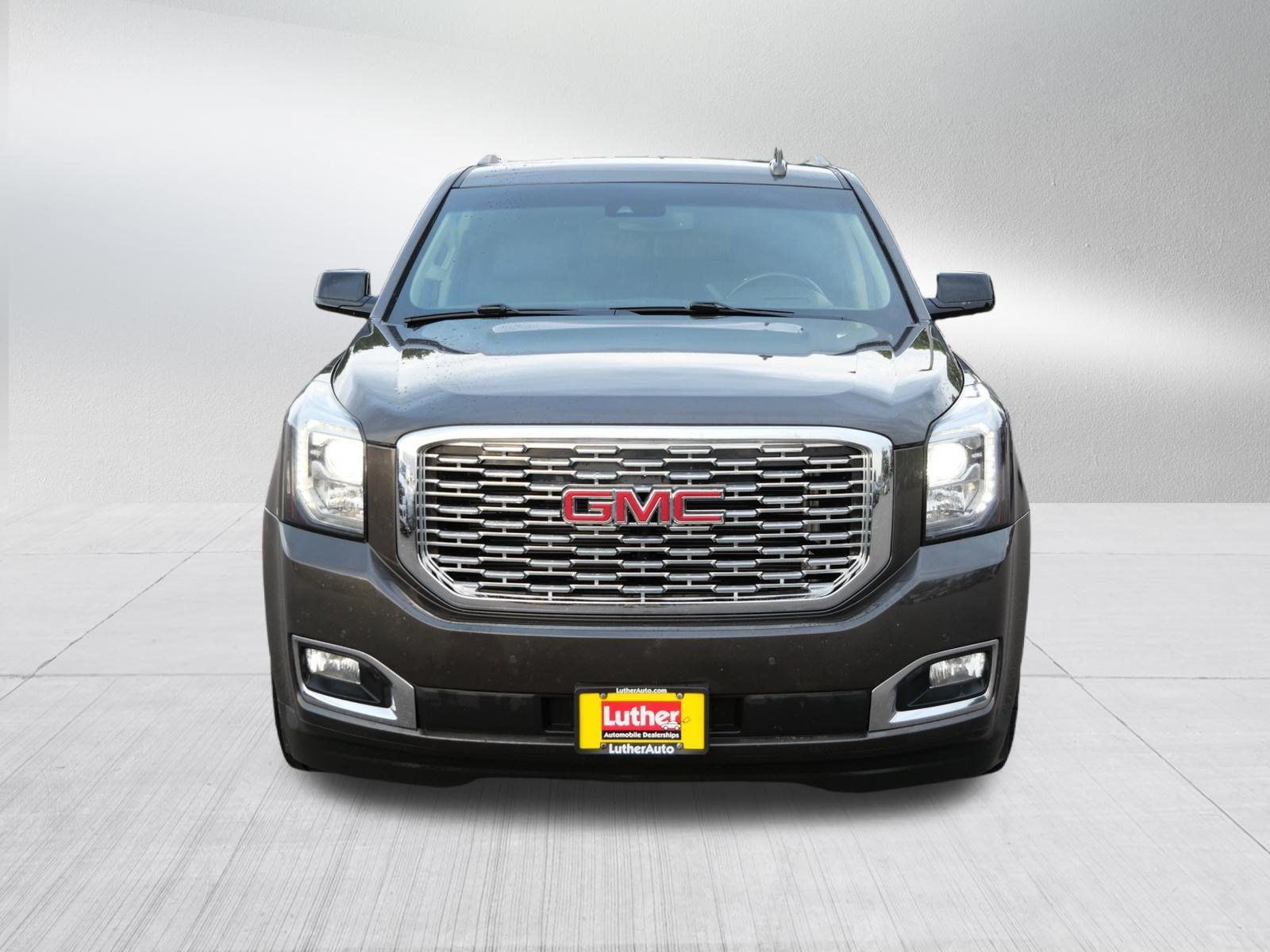 Used 2019 GMC Yukon Denali w/ Denali Ultimate Package AWD/4WD image 2