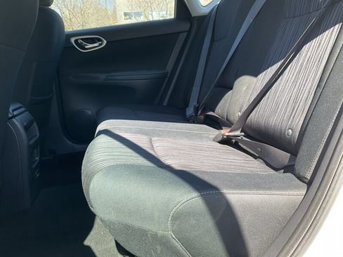 Used 2019 Nissan Sentra SV FWD image 16