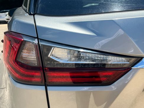 Used 2018 Lexus RX 350 AWD image 17