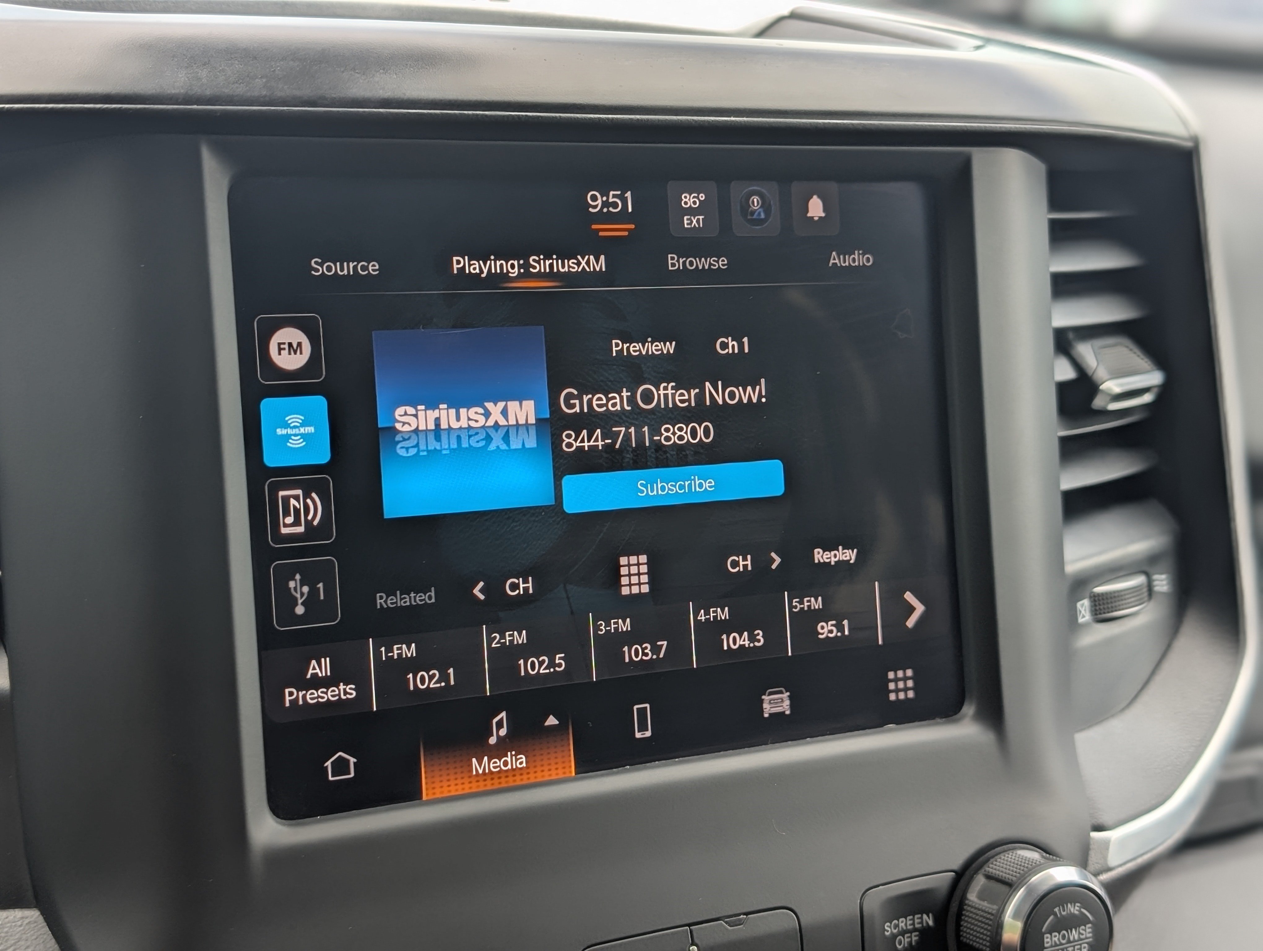 Used 2024 RAM 3500 Big Horn AWD/4WD image 28