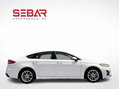 Used 2019 Ford Fusion SE FWD image 5