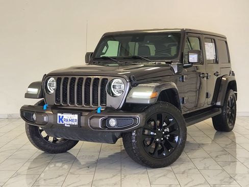 Used 2021 Jeep Wrangler Unlimited Sahara AWD/4WD image 1