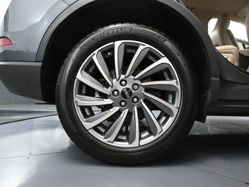 Used 2024 Lincoln Corsair Reserve w/ Towing Package image 15