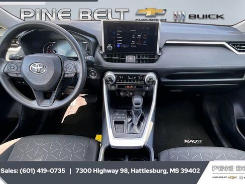 Used 2024 Toyota RAV4 XLE image 13