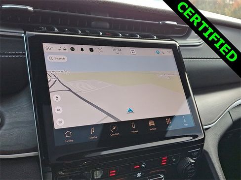 Used 2025 Jeep Grand Cherokee Limited w/ Black Appearance Package image 18