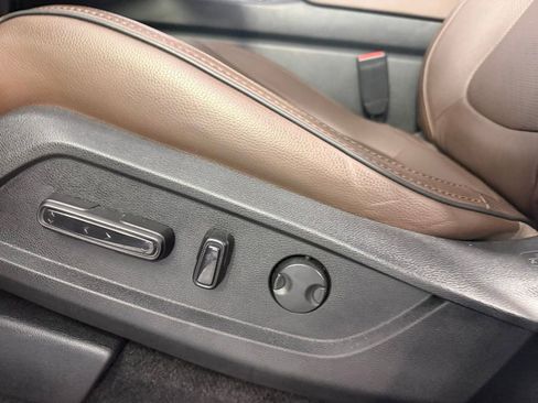 Used 2023 Honda Pilot Elite image 32