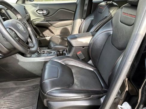 Used 2020 Jeep Cherokee Trailhawk w/ Cold Weather Group image 18