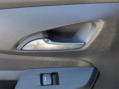 Used 2025 Buick Envista Preferred image 27