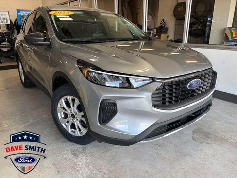 Certified 2023 Ford Escape Active AWD/4WD image 1