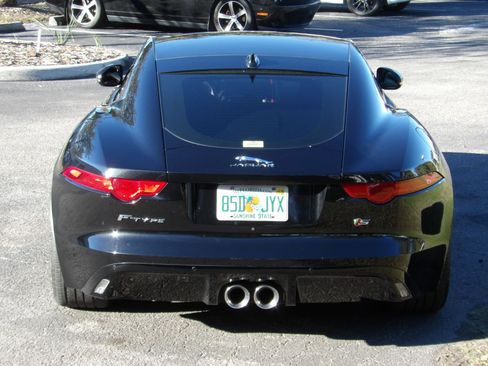 Used 2015 Jaguar F-TYPE S image 18