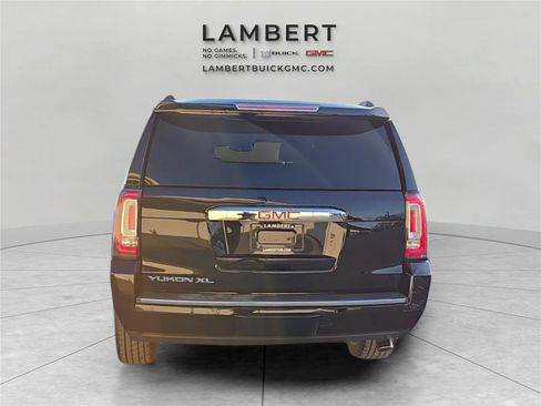 Used 2019 GMC Yukon XL Denali w/ Denali Ultimate Package image 4