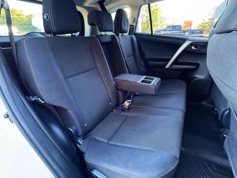 Used 2017 Toyota RAV4 XLE image 18