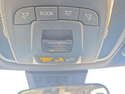 Used 2026 Toyota Corolla SE image 32