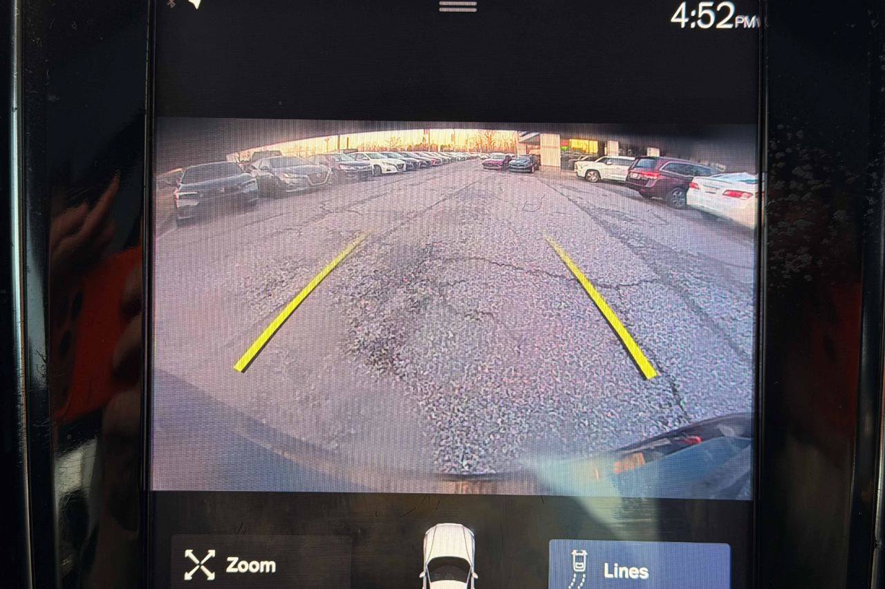 Used 2020 Volvo S60 T6 Momentum AWD/4WD image 18