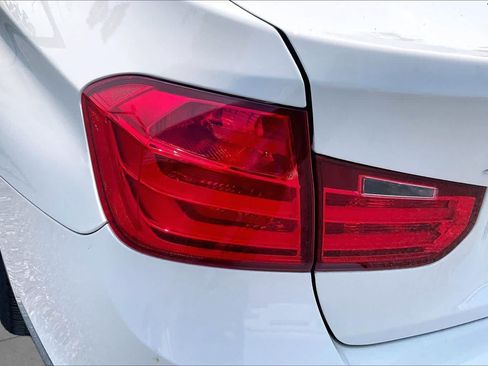 Used 2015 BMW 320i xDrive Sedan AWD/4WD image 29