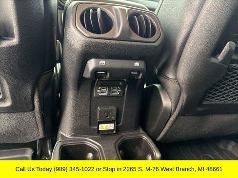 Used 2023 Jeep Gladiator Mojave w/ Cold Weather Group AWD/4WD image 38