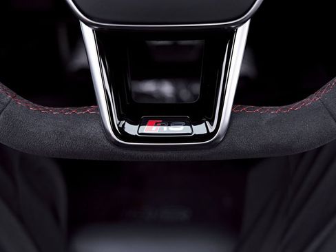 Used 2025 Audi RS 6 performance AWD/4WD image 92