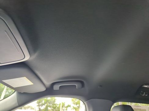 Used 2025 Ford Explorer ST-Line w/ Premium Package RWD image 12