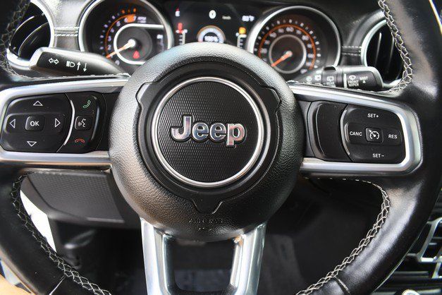 Used 2021 Jeep Wrangler Unlimited Sahara AWD/4WD image 30