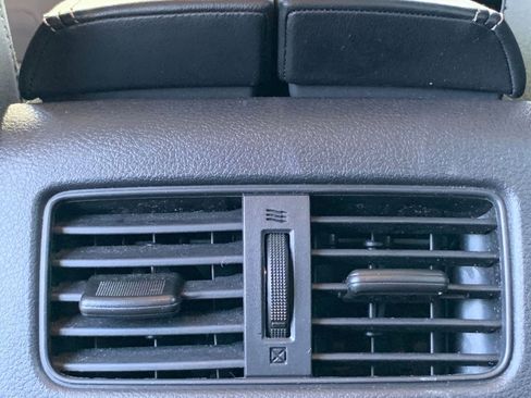 Used 2025 Nissan Rogue SV image 24