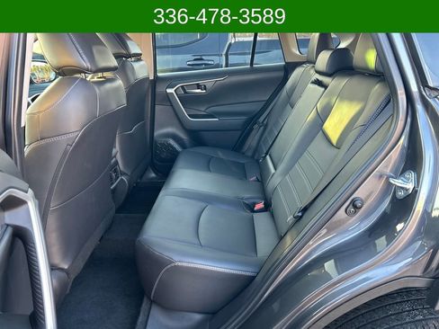 Used 2023 Toyota RAV4 XLE Premium image 22
