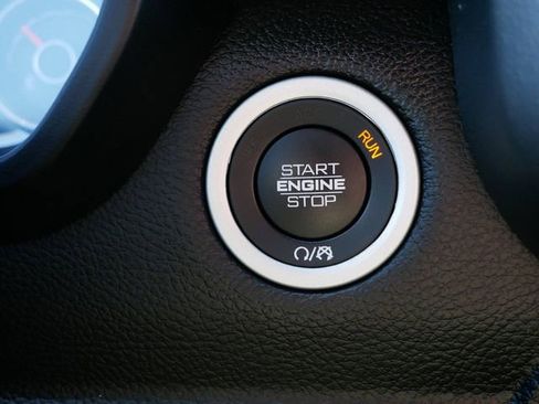 Used 2019 RAM 1500 Big Horn image 30