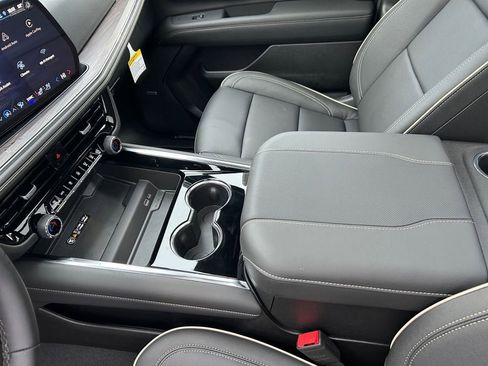 New 2026 Chevrolet Tahoe Premier AWD/4WD image 21