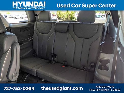 Certified 2025 Hyundai Palisade SEL FWD image 15