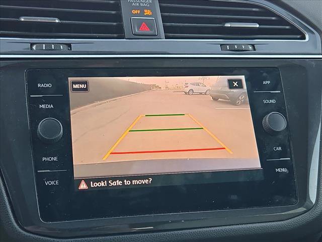 Used 2018 Volkswagen Tiguan SE FWD image 11