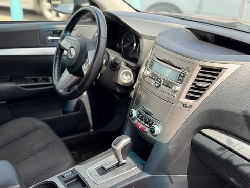 Used 2011 Subaru Legacy 2.5i Premium w/ All-Weather Pkg AWD/4WD image 22